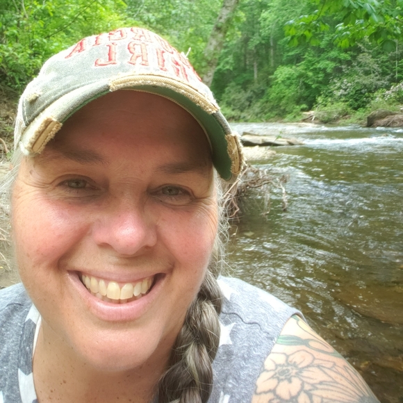 Meet your Posher, Patricia - Picture 4 of 7